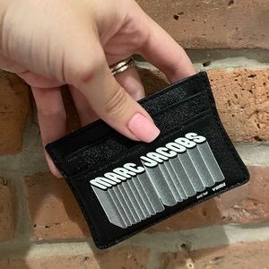 Marc Jacobs cardholder!